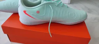 Zapatillas Nike  Phantom Fútbol Talla 44