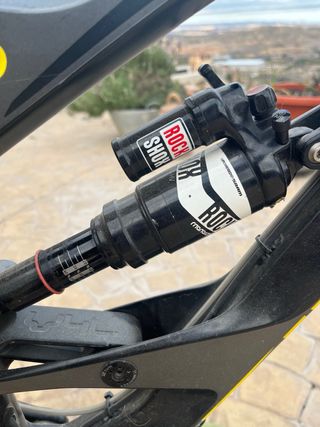 Bicicleta Enduro YT Capra 2015