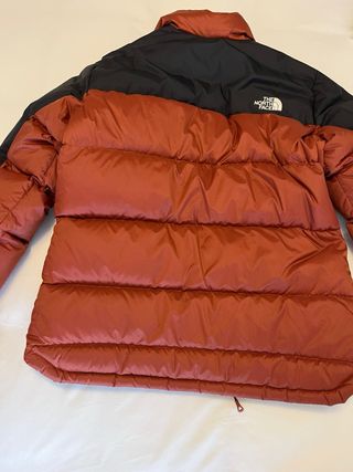 Cazadora The North Face Negra y Naranja