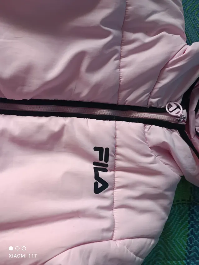 Chaqueta Fila acolchada rosa talla 12 años