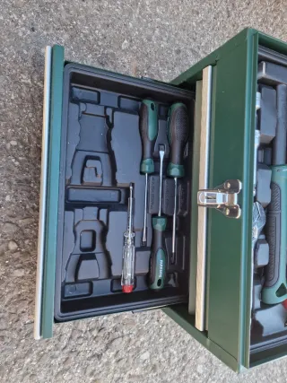 Caja de herramientas Parkside verde   N*2