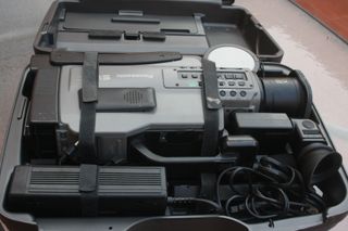 Cámara Profesional Panasonic S-VHS Reporter
