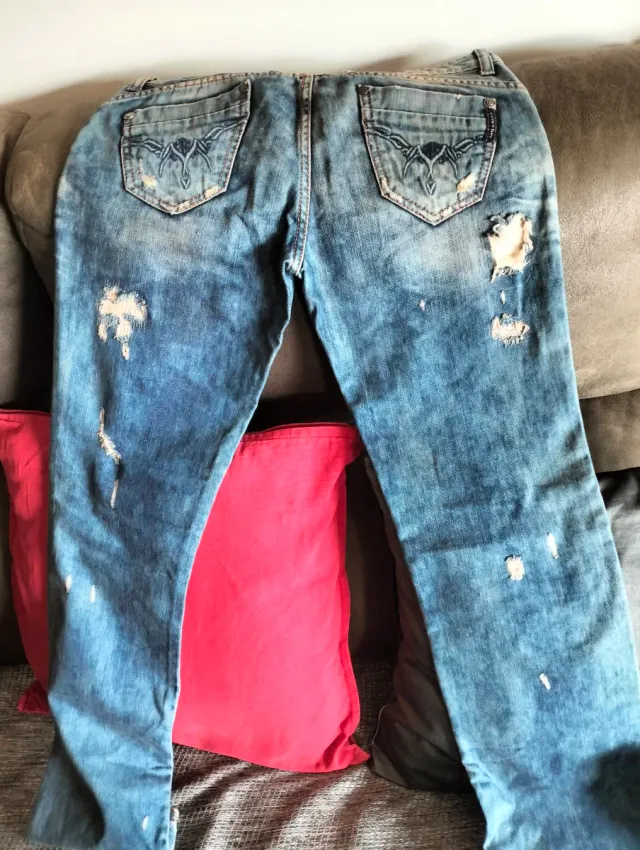 Vaqueros desgastados azules