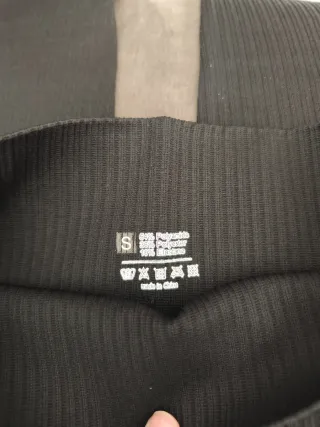 Maya mujer negra acanalada