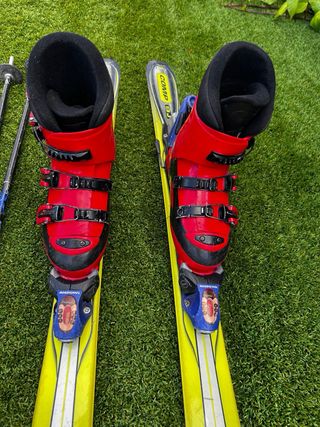 Pack Esquí Rossignol y Casco Quechua