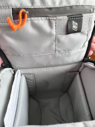 Cámara digital Lumix Negra y funda para camara