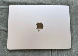 MacBook Air M2 2024 Gris plata