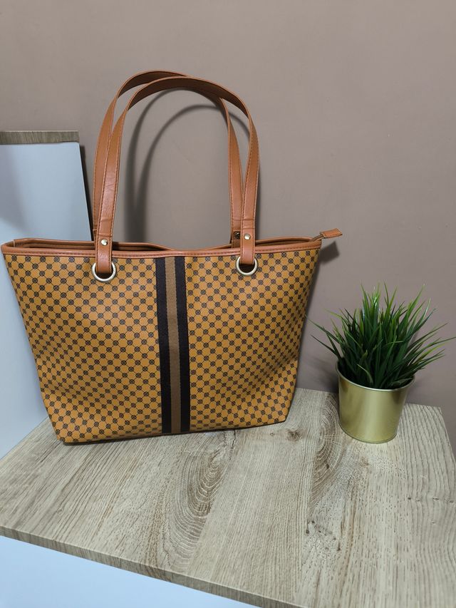 Bolso shopper grande estampado marrón + Regalo
