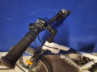 Bicicleta Rockrider 20 6-9 años