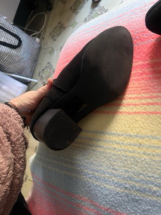 Botines de tacón negros