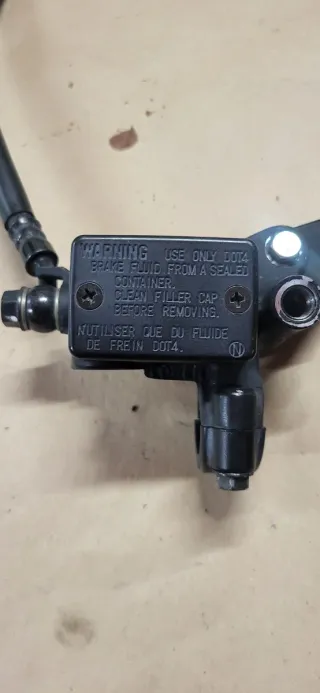 Bomba y Pinza Freno Honda CBF 250