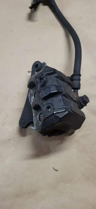 Bomba y Pinza Freno Honda CBF 250