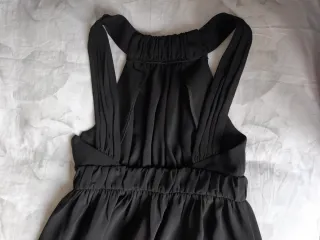 Vestido negro halter