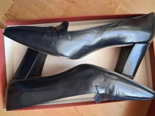 Zapatos de tacón Ecoral piel negros