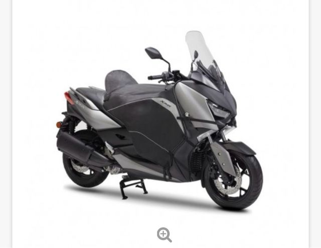 Arpón Yamaha Xmax 125 Cubrepiernas modelo 2021