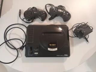 Console Sega Mega Drive + 2 Controller + Giochi