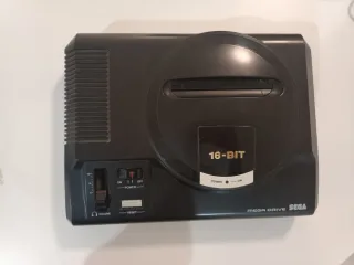 Console Sega Mega Drive + 2 Controller + Giochi