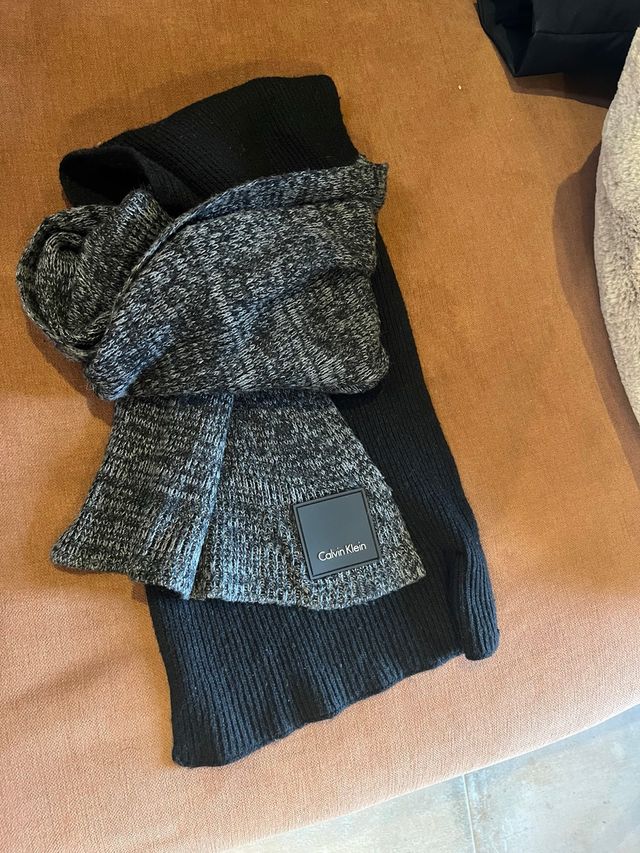 Sciarpa folar Calvin Klein grigio e nero