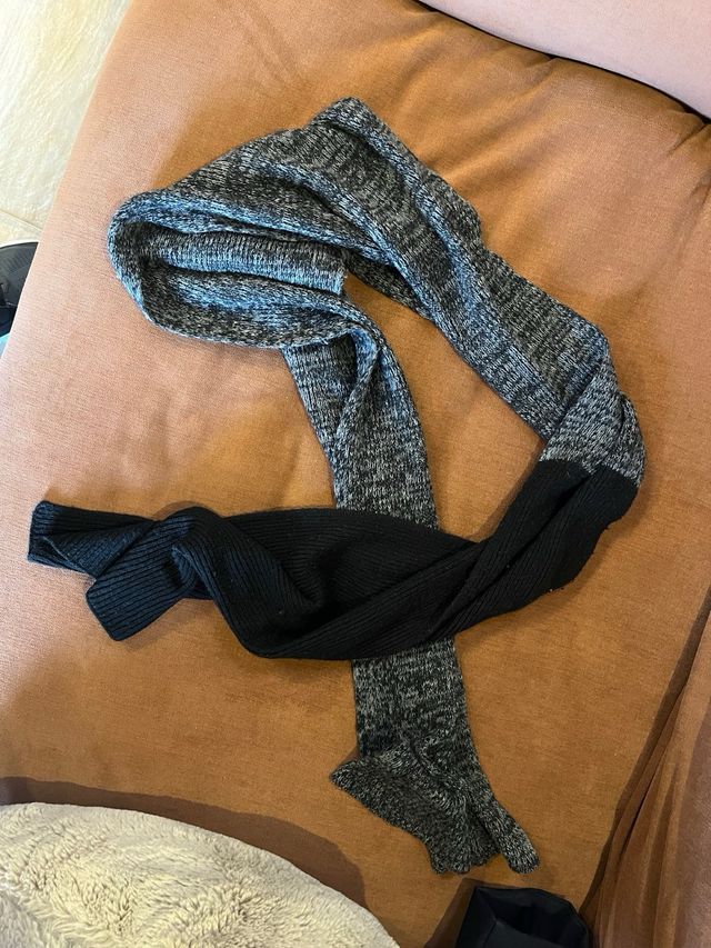 Sciarpa folar Calvin Klein grigio e nero