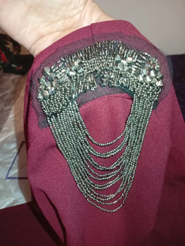 SOLO ENVÍOS. Vestido elegante mujer, color granate