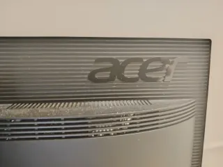 Pantalla Acer 22 Extensible y Giratoria