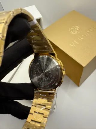 Reloj Versace Dorado y Negro