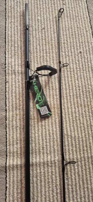 3 cañas carpfishing SONIK HEROX NUEVAS SIN ESTRENA