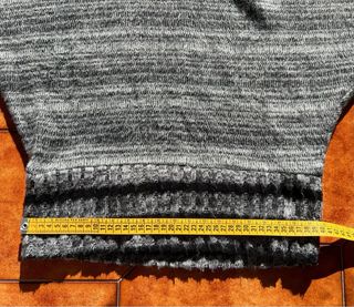 Maglione corto a collo alto in maglia grigia - TU