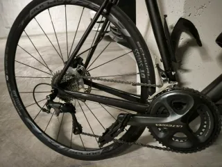 Bicicleta de carretera Canyon Negra