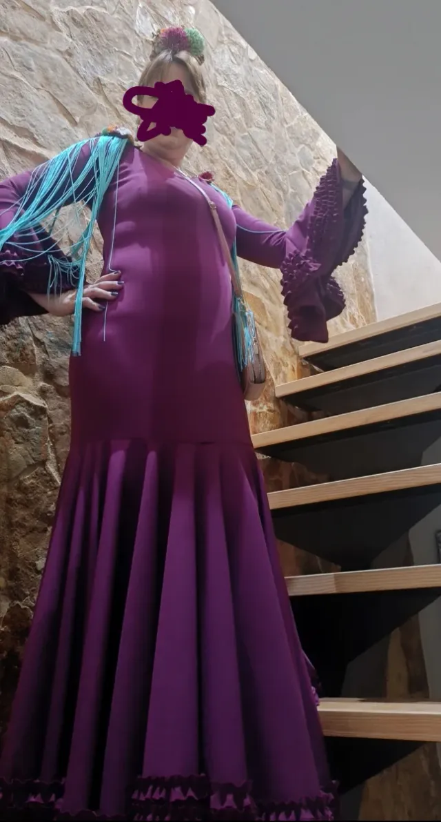Vestido de flamenca morado