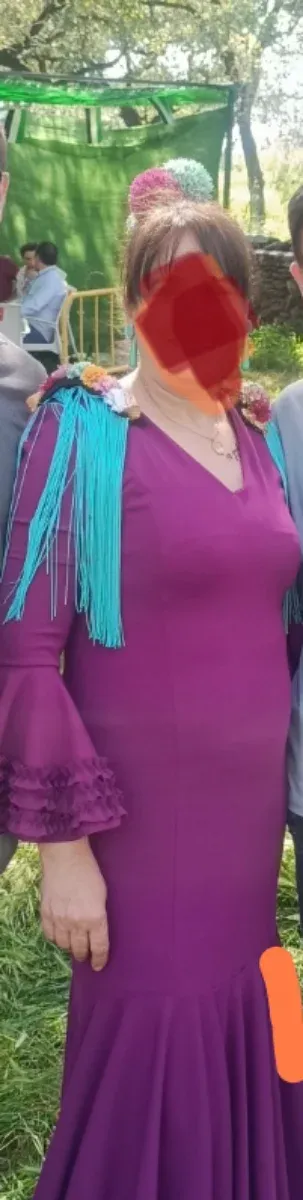 Vestido de flamenca morado