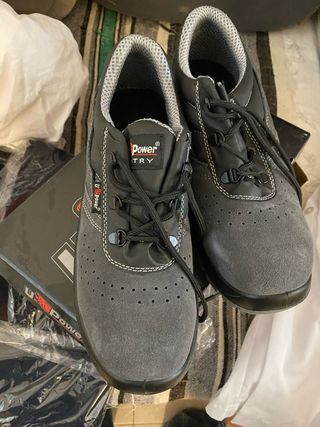 Zapatos Seguridad U Power Talla 44 + 2 Pantalones