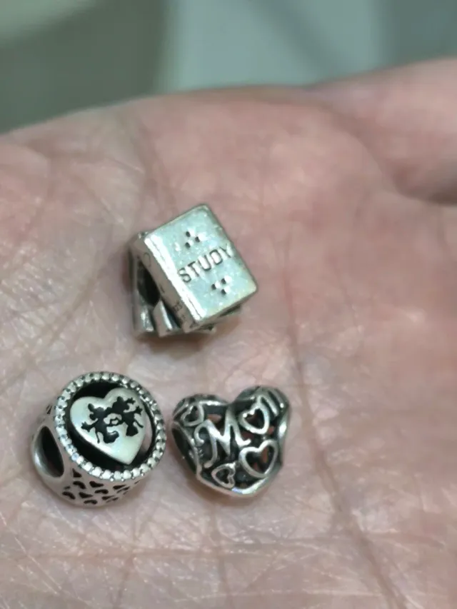 3 Charms Pandora Plata