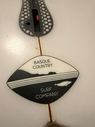 Tabla Surf Town & Country HRT 5,10 como nueva