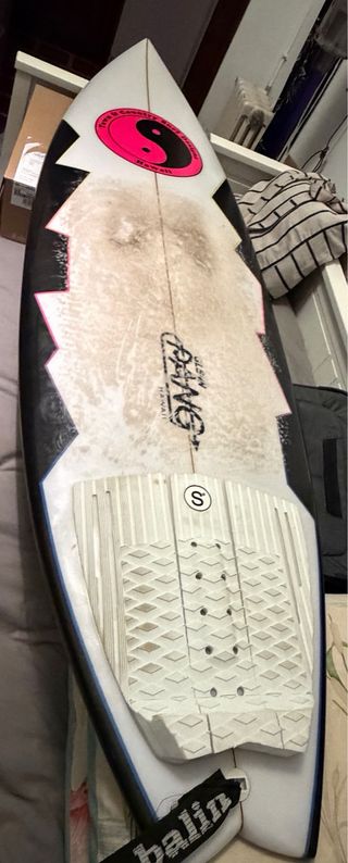 Tabla Surf Town & Country HRT 5,10 como nueva