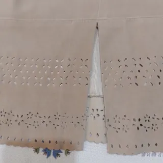 Gonna pelle pesca T44 con basso traforato