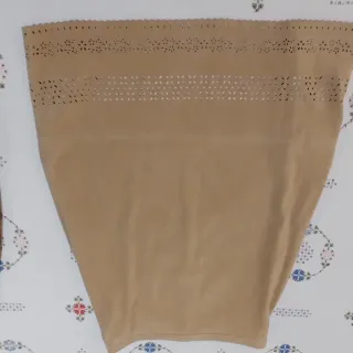 Gonna pelle pesca T44 con basso traforato