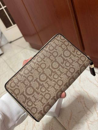 Portafoglio Donna Marrone con Logo Oro