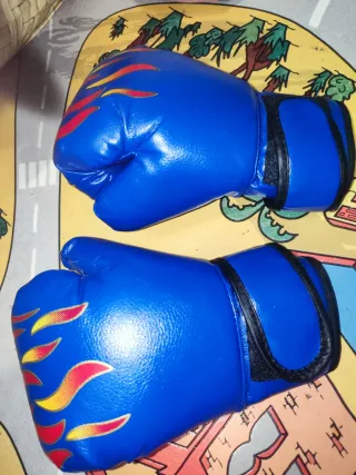 Guantes de boxeo infantiles azules