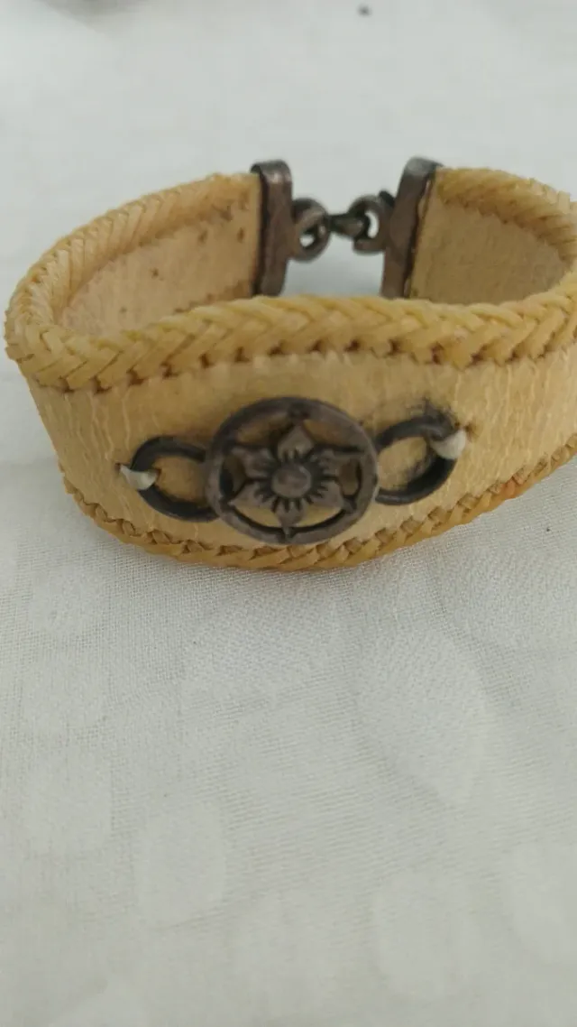 Pulsera Cuero Trenzado con Flor