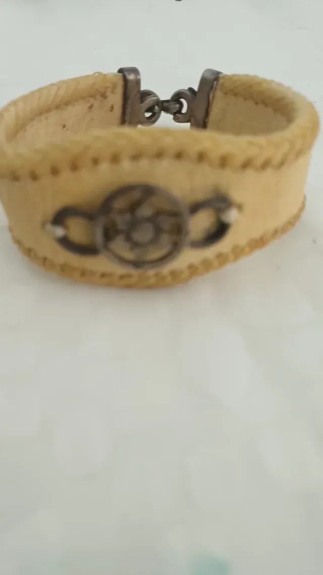 Pulsera Cuero Trenzado con Flor