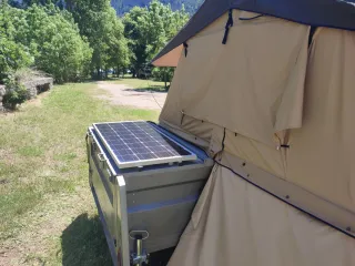 Remolque con tienda de techo Ironman