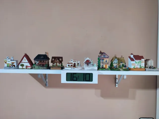 Lote de Casas Miniaturas Colecionáveis