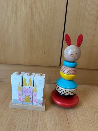 Juguetes madera: apilables y puzzle 4 caras.