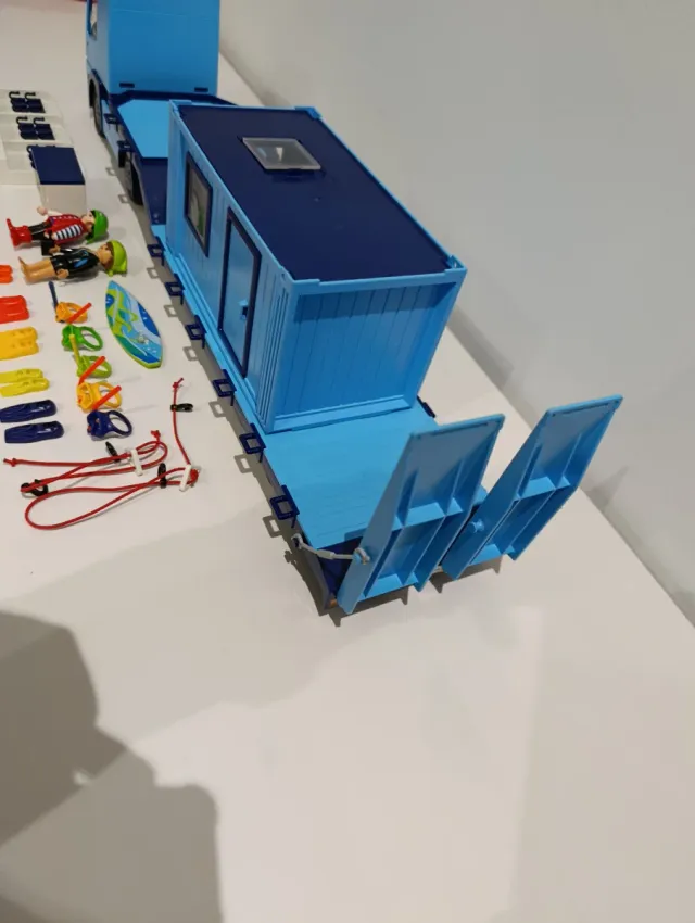 Playmobil 70959 Camión con Caseta