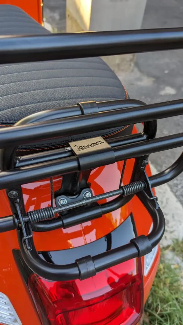 Supporto di bloccaggio per VESPA GTS300