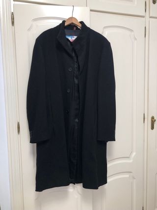 Abrigo largo Zara negro hombre