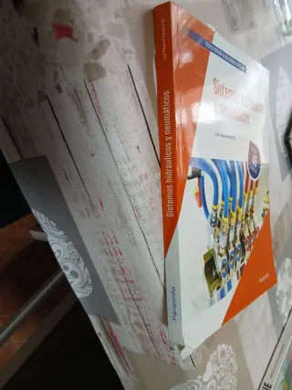 Sistemas hidráulicos y neumáticos