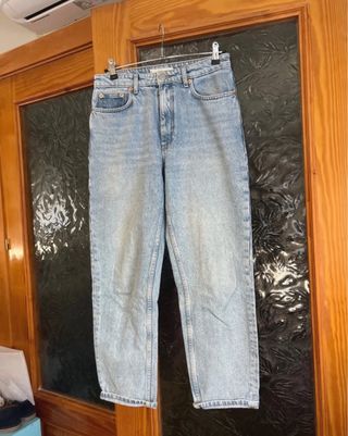 Pantalón vaquero Mango