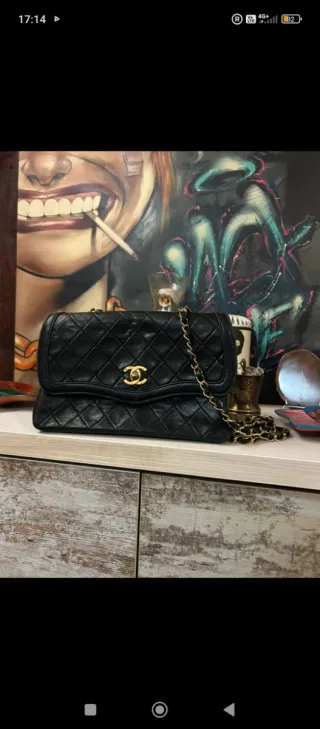 Bolso Chanel Negro Piel Acolchado Dorado